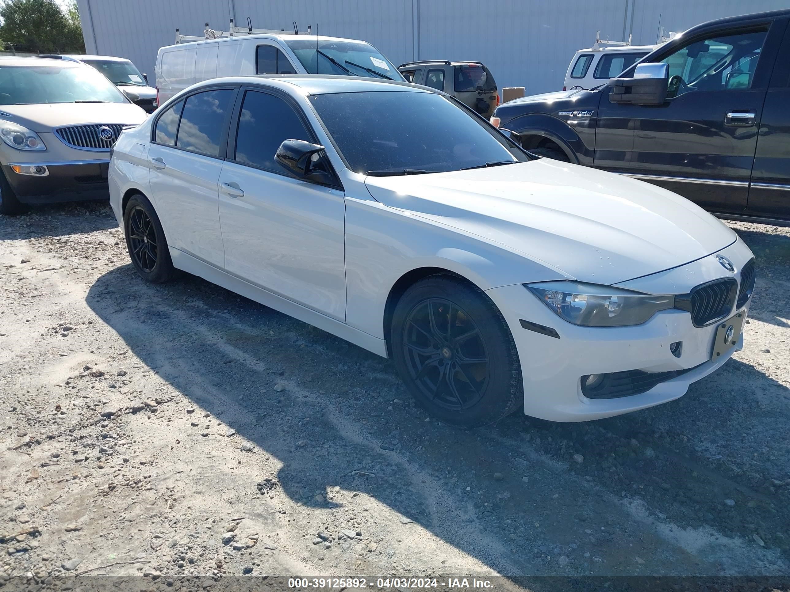 BMW 3ER 2013 wba3c1g59dnr47510