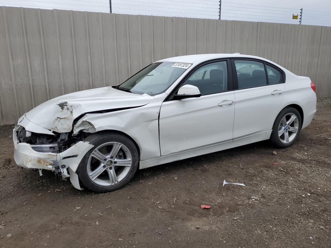 BMW NULL 2014 wba3c3g53ens69124