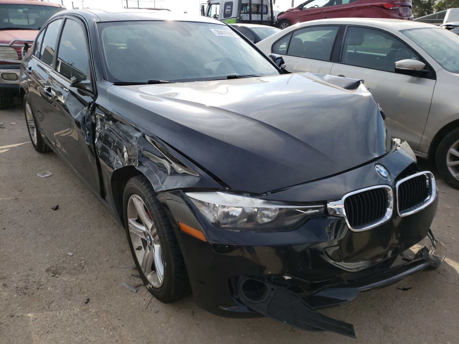 BMW 320 I XDRI 2014 wba3c3g55ens68072