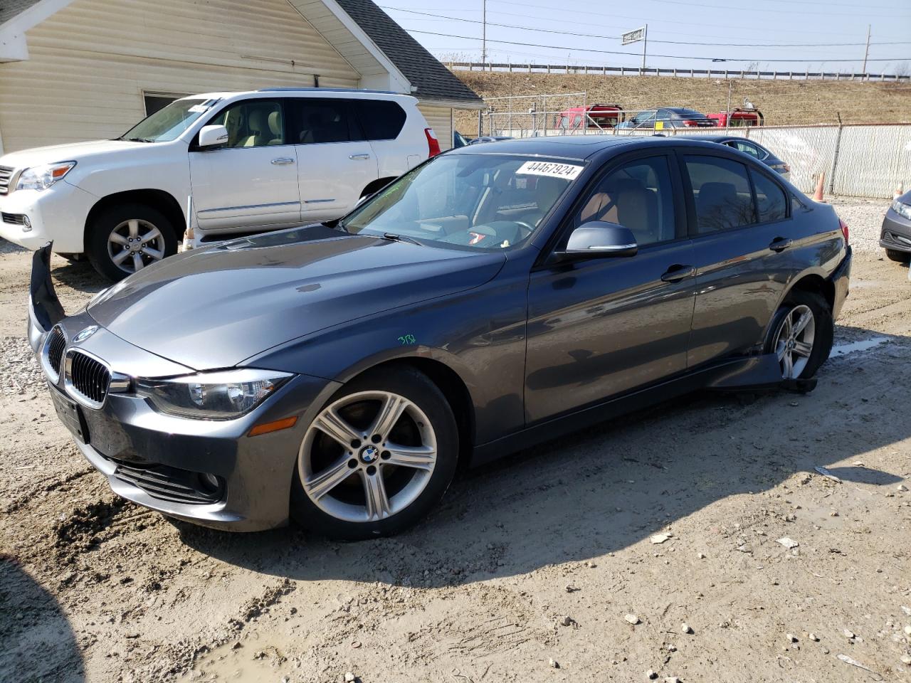 BMW 3ER 2014 wba3c3g57ens67733