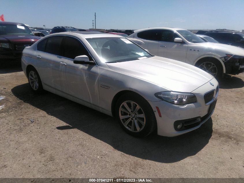 BMW 5ER 2015 wba5a5c56fd521651