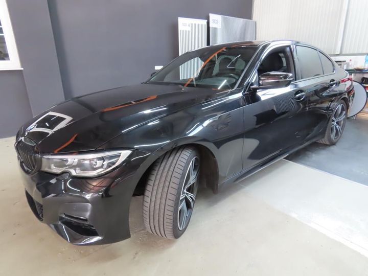 BMW 3 2019 wba5r11040fh44326