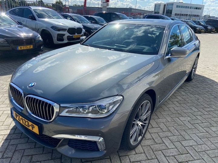 BMW 7-SERIE 2017 wba7c61000g760117