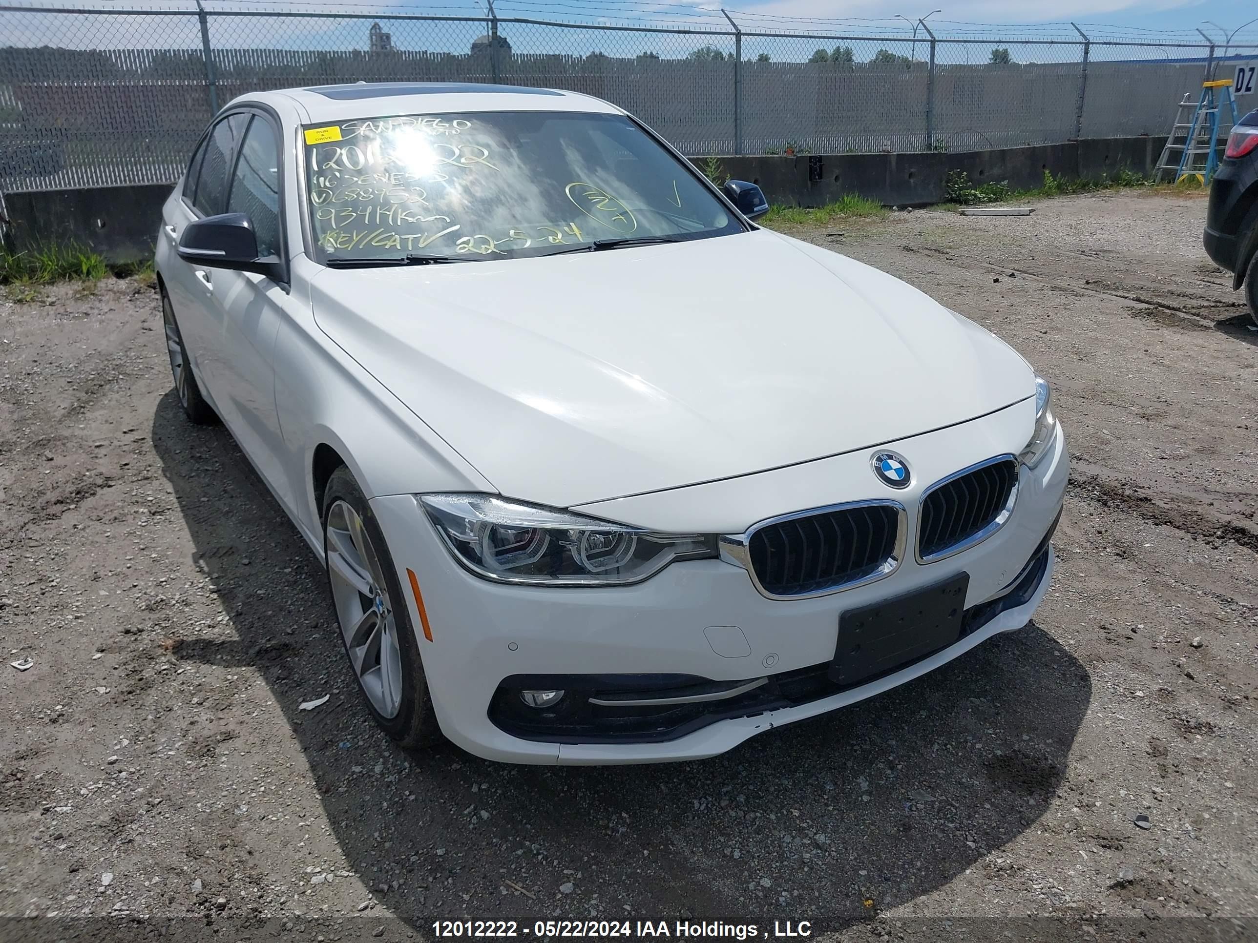 BMW 3ER 2016 wba8a3c51gk688952