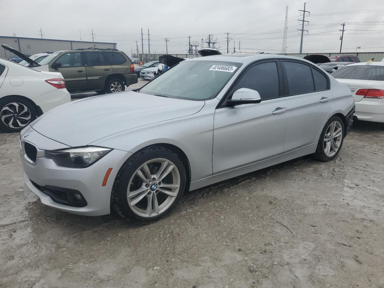 BMW 3ER 2016 wba8a9c56gk615952