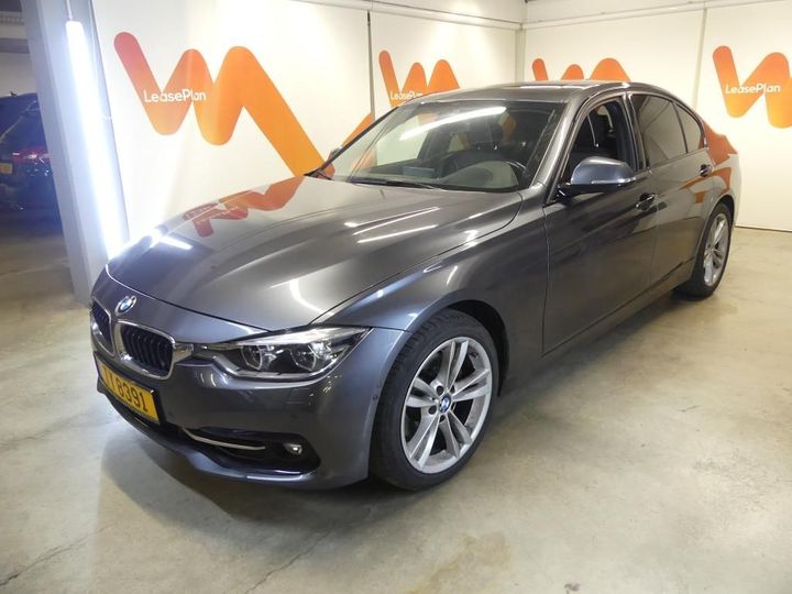 BMW 3 2016 wba8b11000k380699