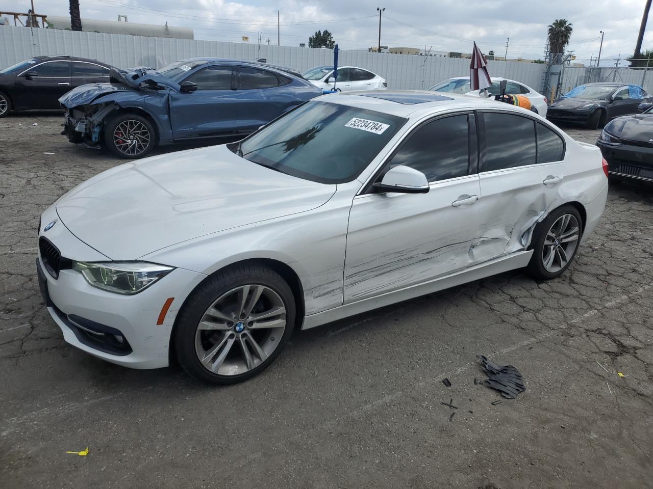 BMW 3ER 2018 wba8b9c50jee82451