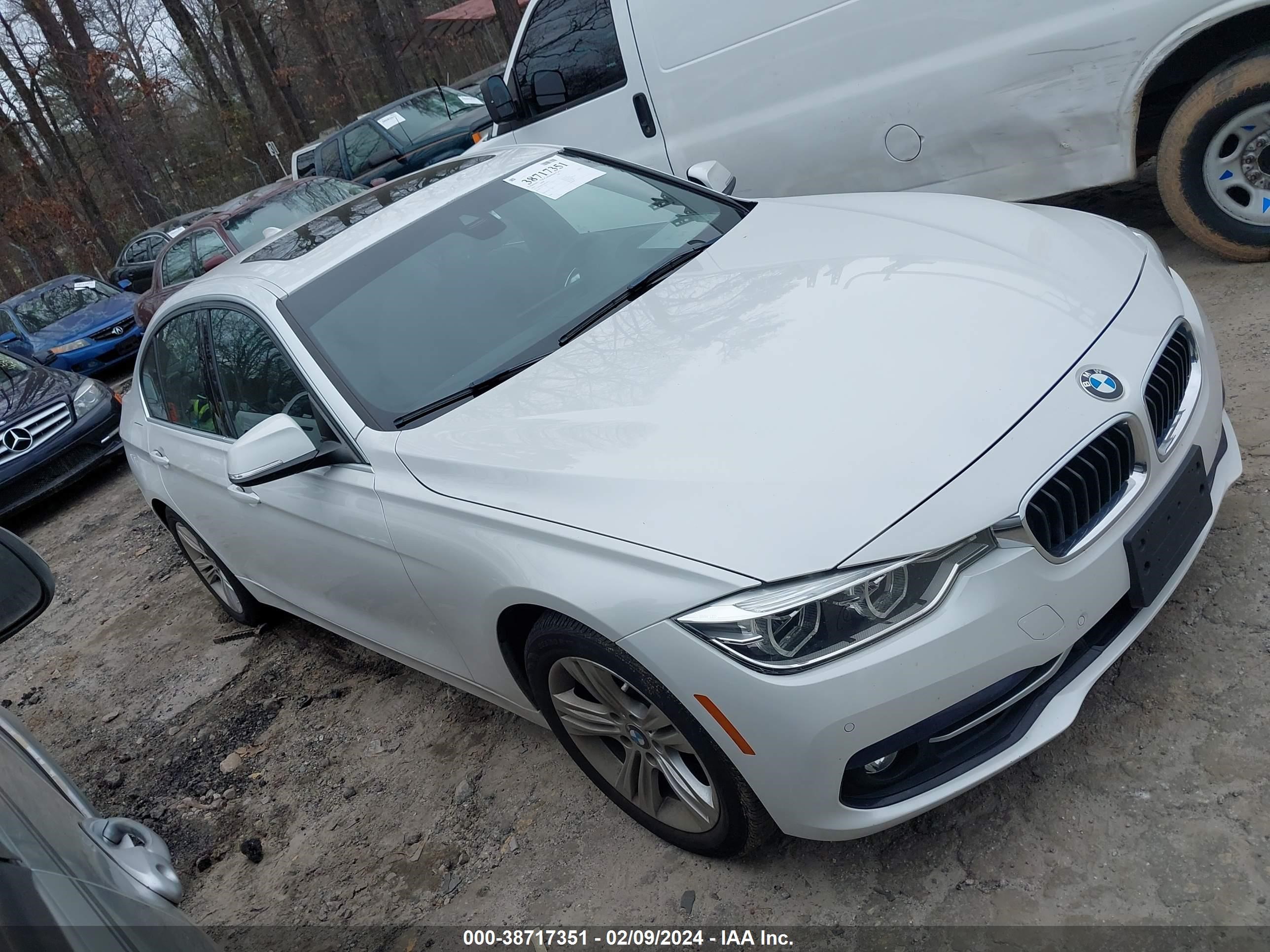 BMW 3ER 2018 wba8b9g5xjnu99507