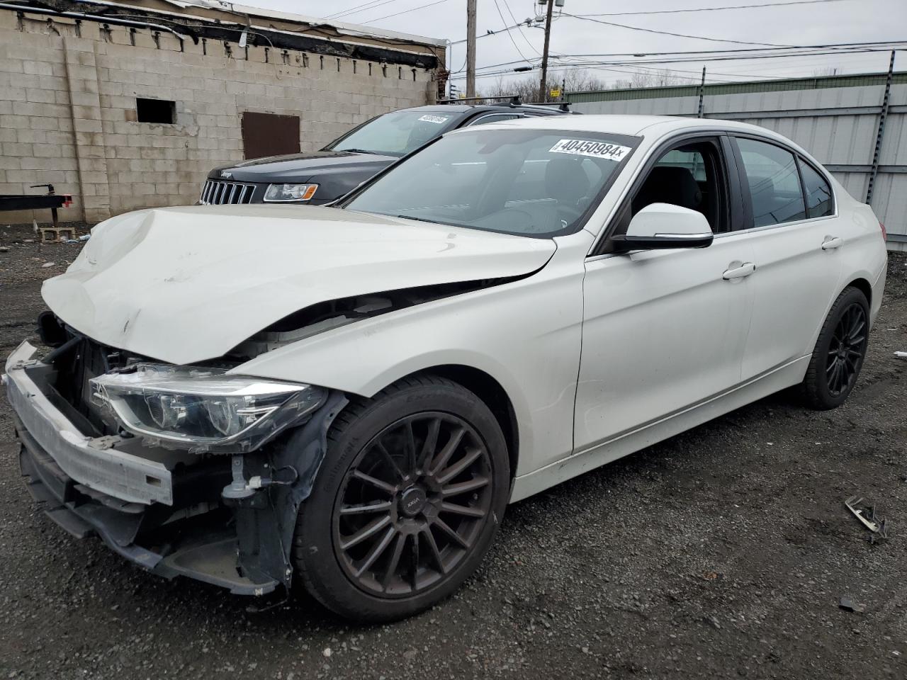 BMW 3ER 2018 wba8d9c50ja616275