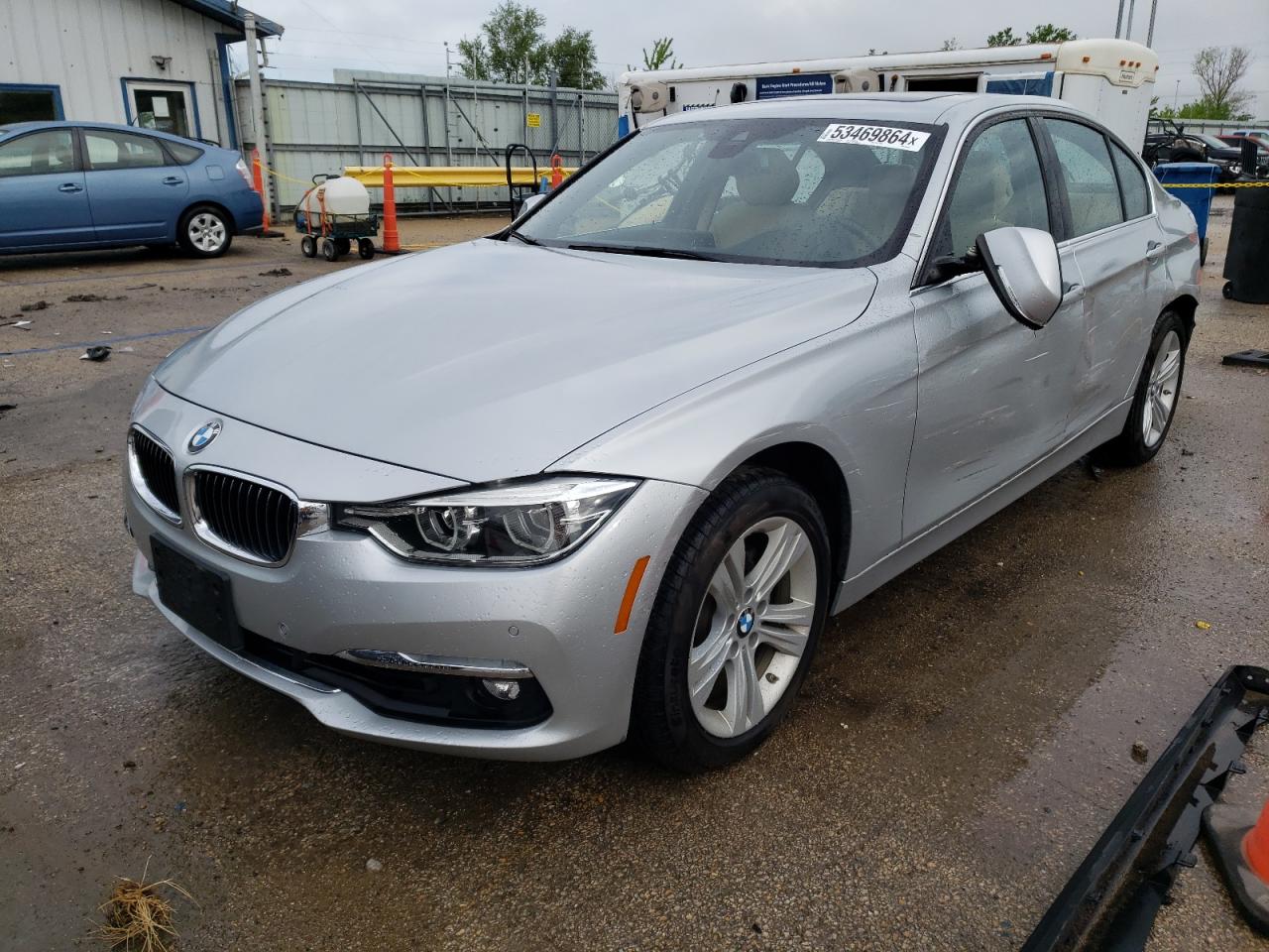 BMW 3ER 2018 wba8d9c55ja614179