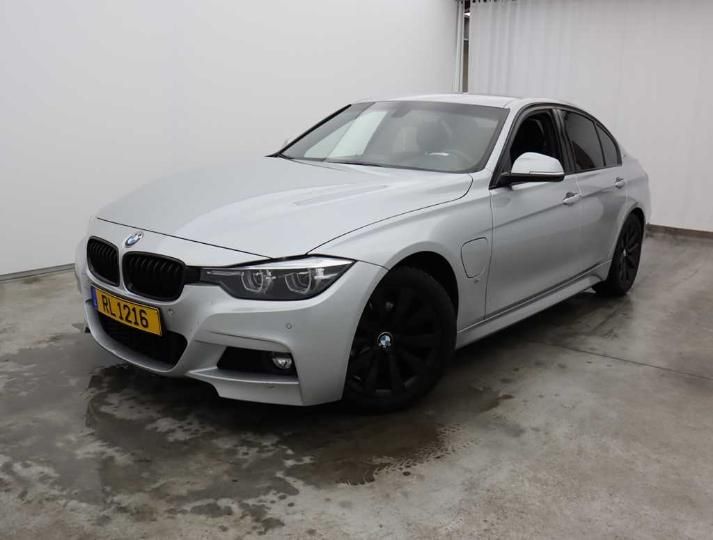 BMW 3-SRIE&#3915 2018 wba8e11000ag67816