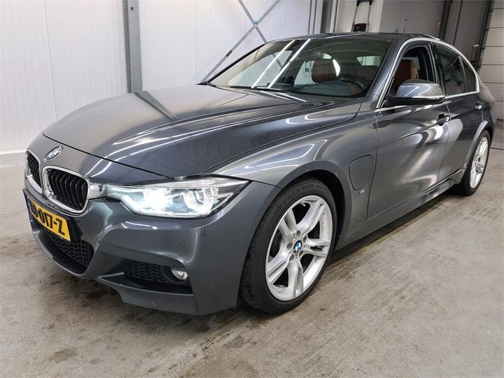 BMW 330 2016 wba8e11000k828141