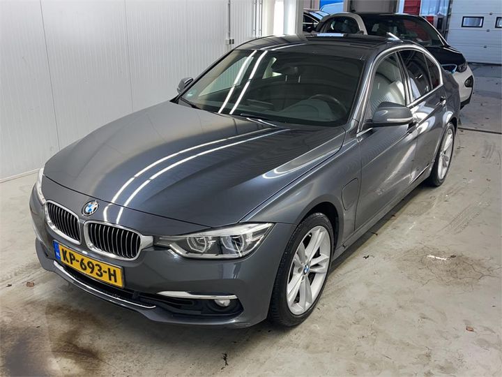 BMW 330 2016 wba8e11000k829368