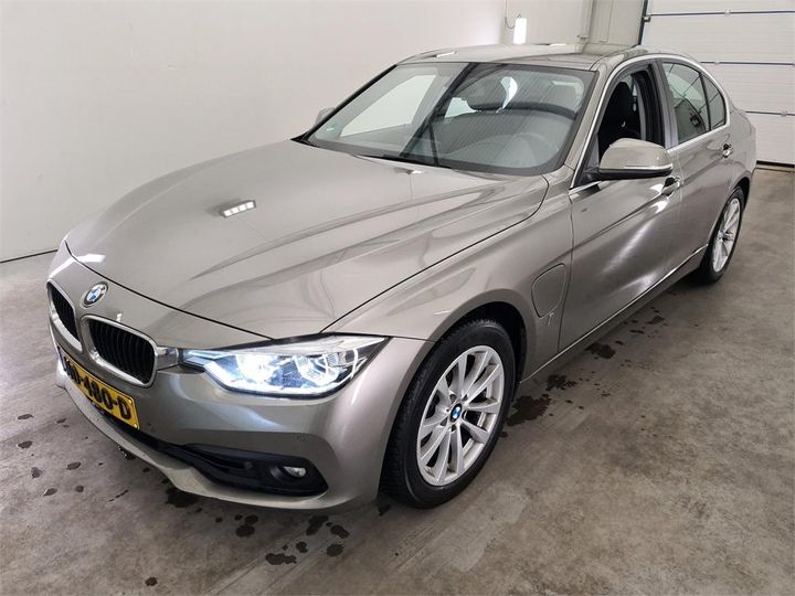 BMW 3 2016 wba8e11000k830021