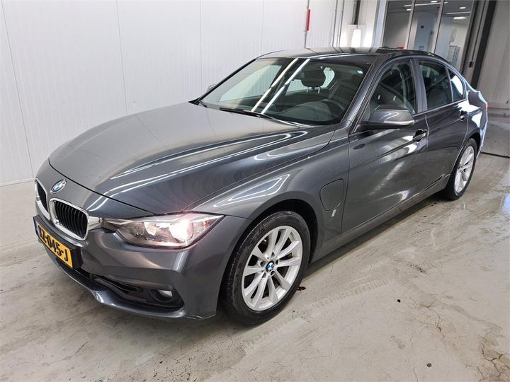 BMW 330 2016 wba8e11010k830156