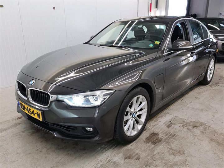 BMW 330 2016 wba8e11020k829243