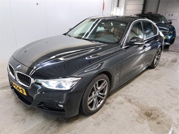 BMW 330 2016 wba8e11030k417395