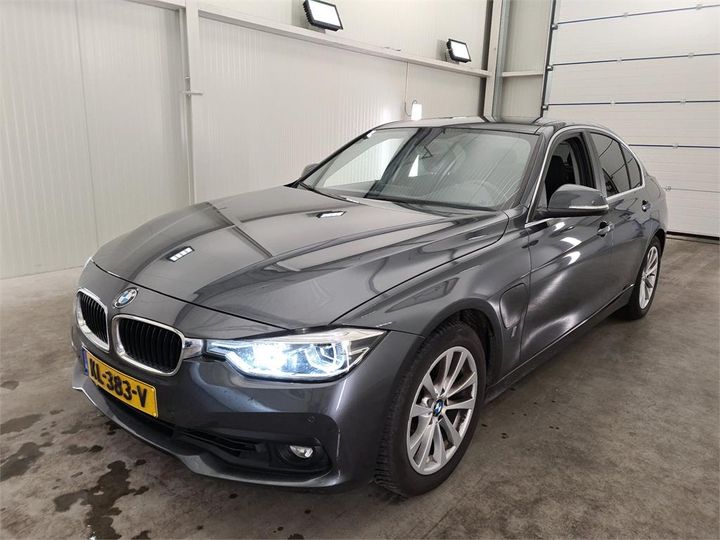 BMW 3 2016 wba8e11030k829056