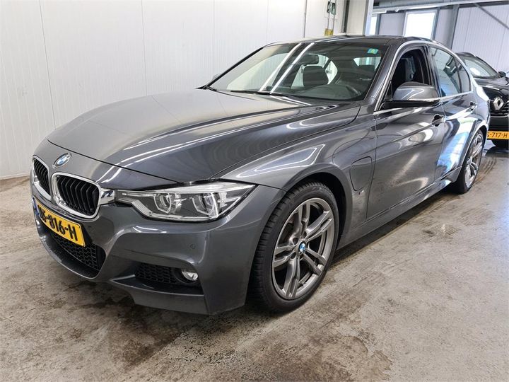 BMW 330 2016 wba8e11040k417485