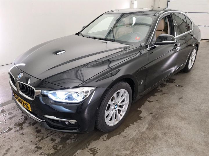 BMW 3 2016 wba8e11040k828868