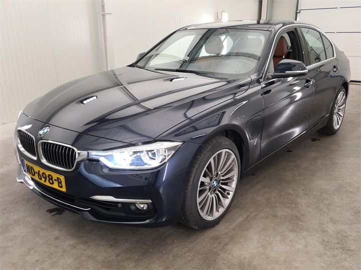 BMW 3 2016 wba8e11040k829910