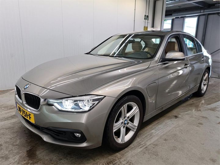 BMW 330 2016 wba8e11050k827910