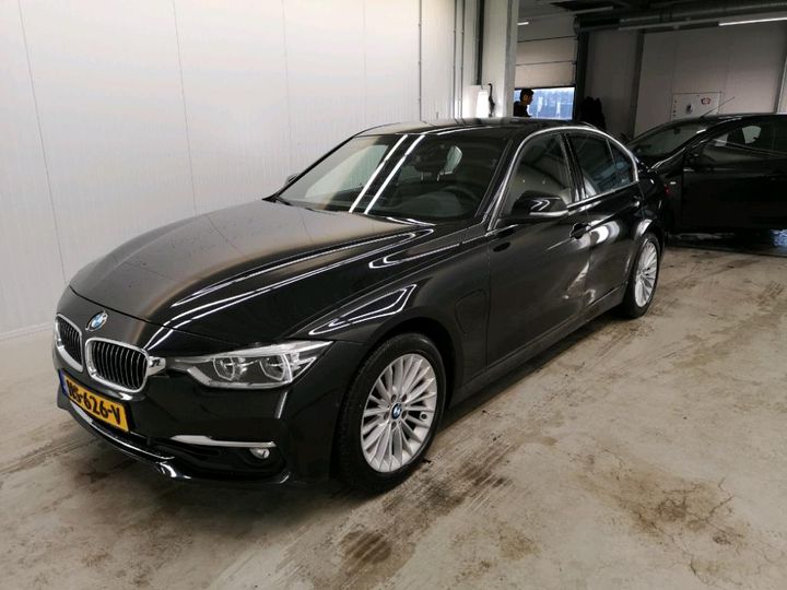 BMW 330 2015 wba8e11060k415754