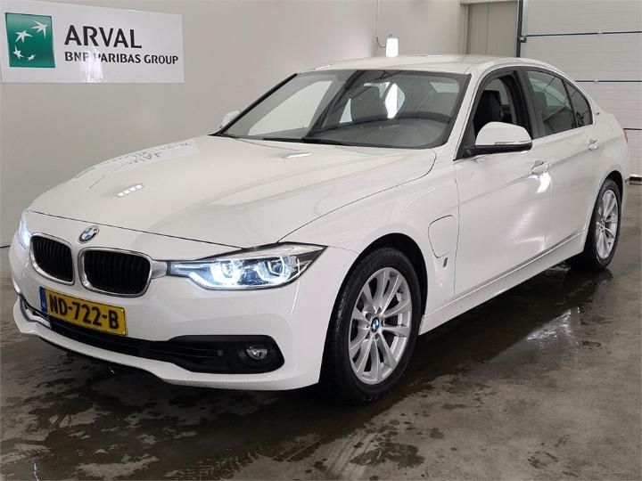 BMW 3 2016 wba8e11060k418055