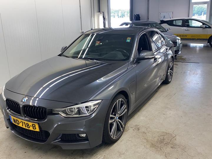 BMW 330 2016 wba8e11060k418086