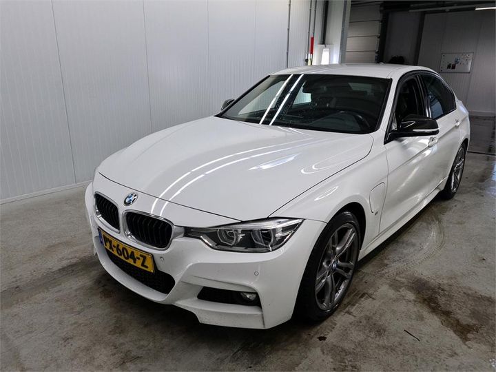 BMW 330 2017 wba8e11060k419724