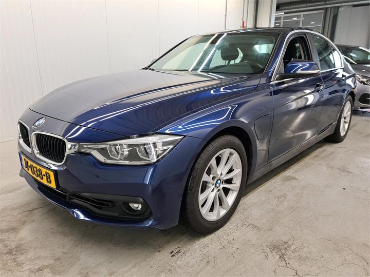 BMW 330 2016 wba8e11060k477381