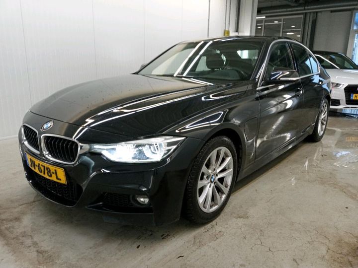 BMW 330 2016 wba8e11060k477414