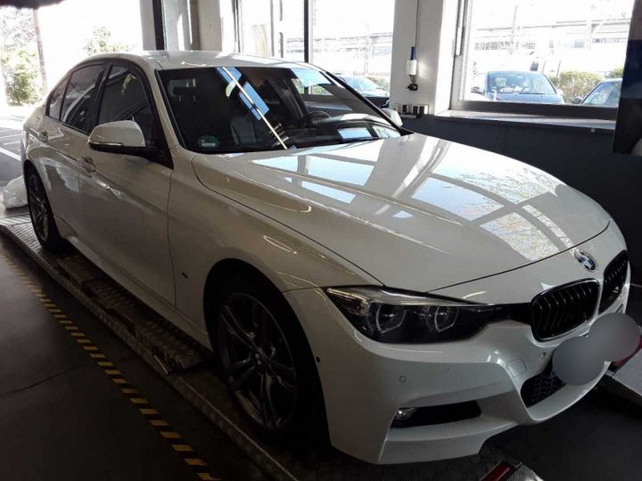 BMW 330E 2018 wba8e11070k421806