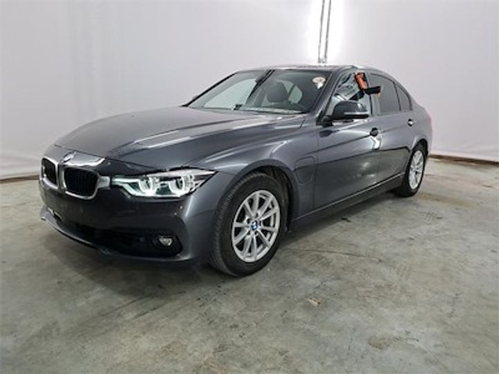 BMW MRT/15 2016 wba8e11080k477317