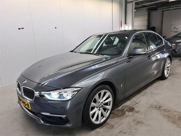 BMW 330 2016 wba8e11080k828534