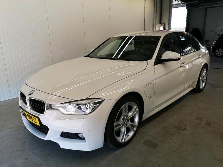 BMW 330 2016 wba8e11080k829277