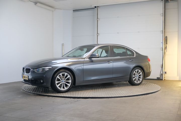 BMW 3 SERIE SEDAN 2016 wba8e11080k829411