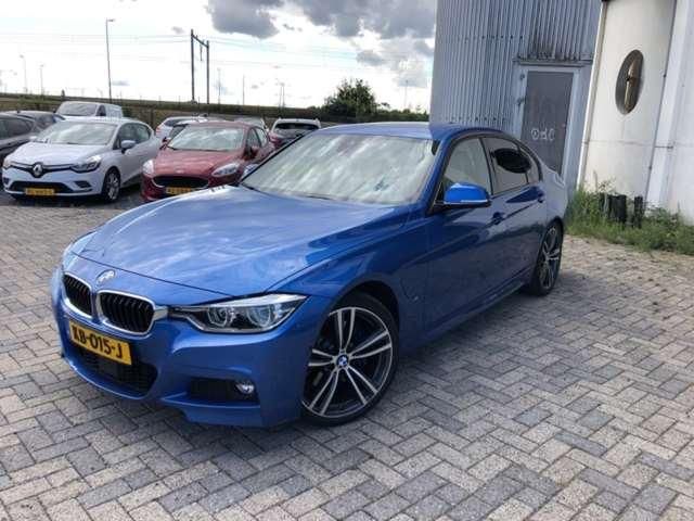 BMW 3-SERIE 2016 wba8e11090k828185