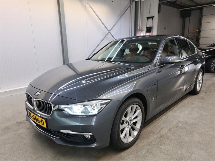 BMW 330 2018 wba8e110x0k420388