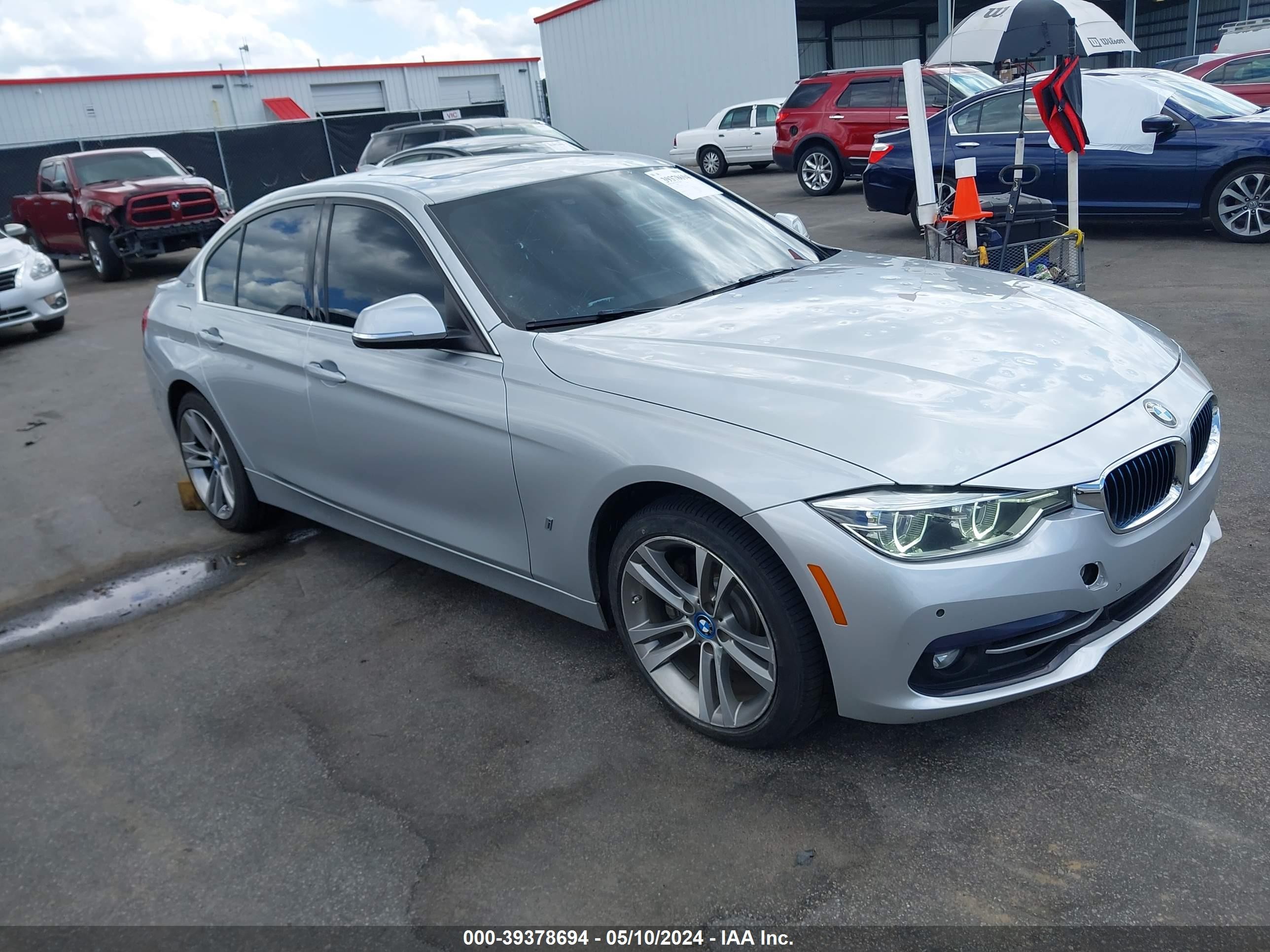 BMW 3ER 2017 wba8e1c3xha029282