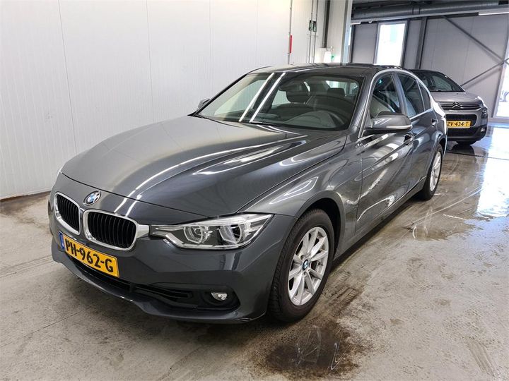 BMW 318 2017 wba8e31080a055193