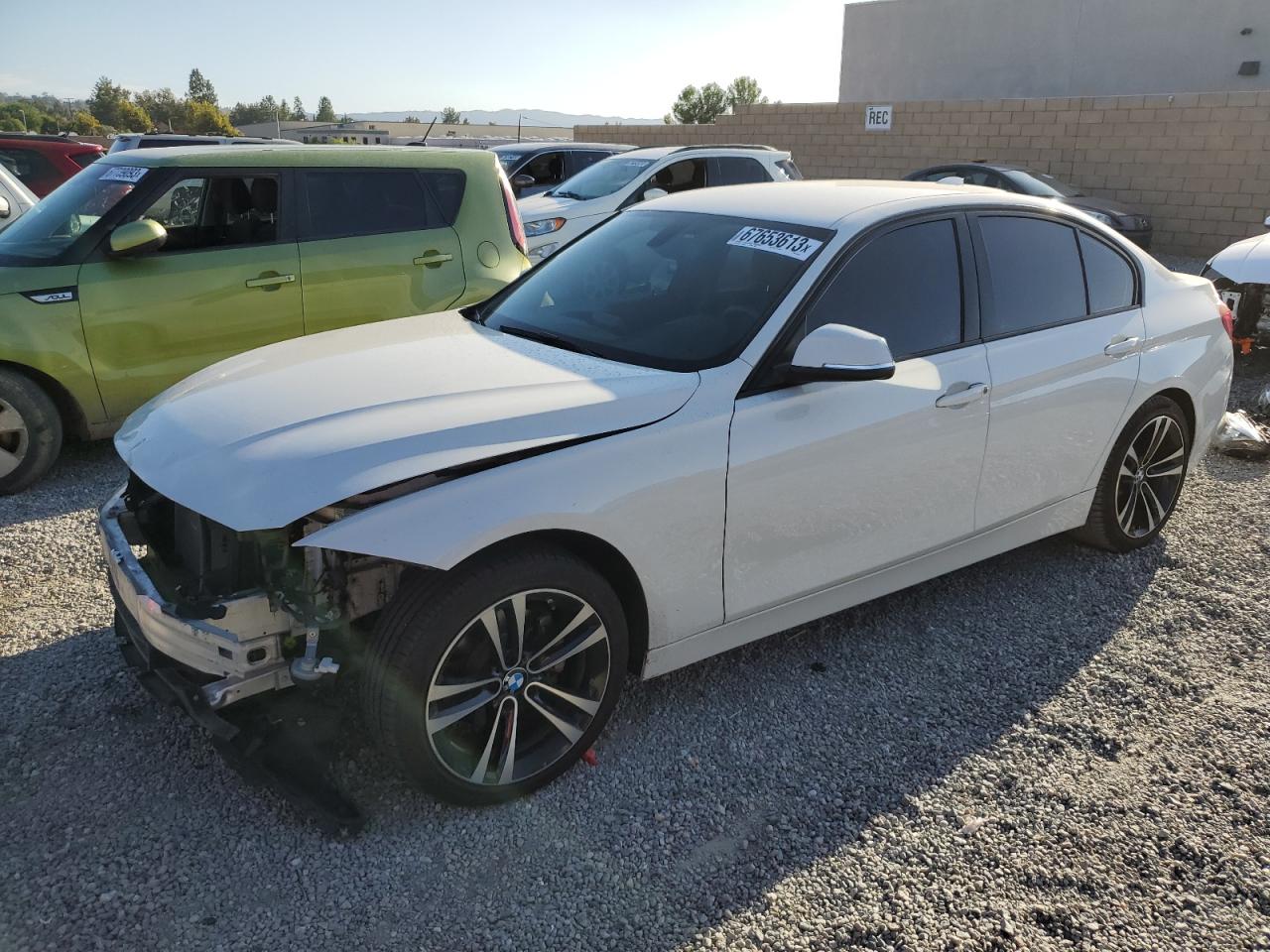 BMW 3ER 2018 wba8e5c55ja507512