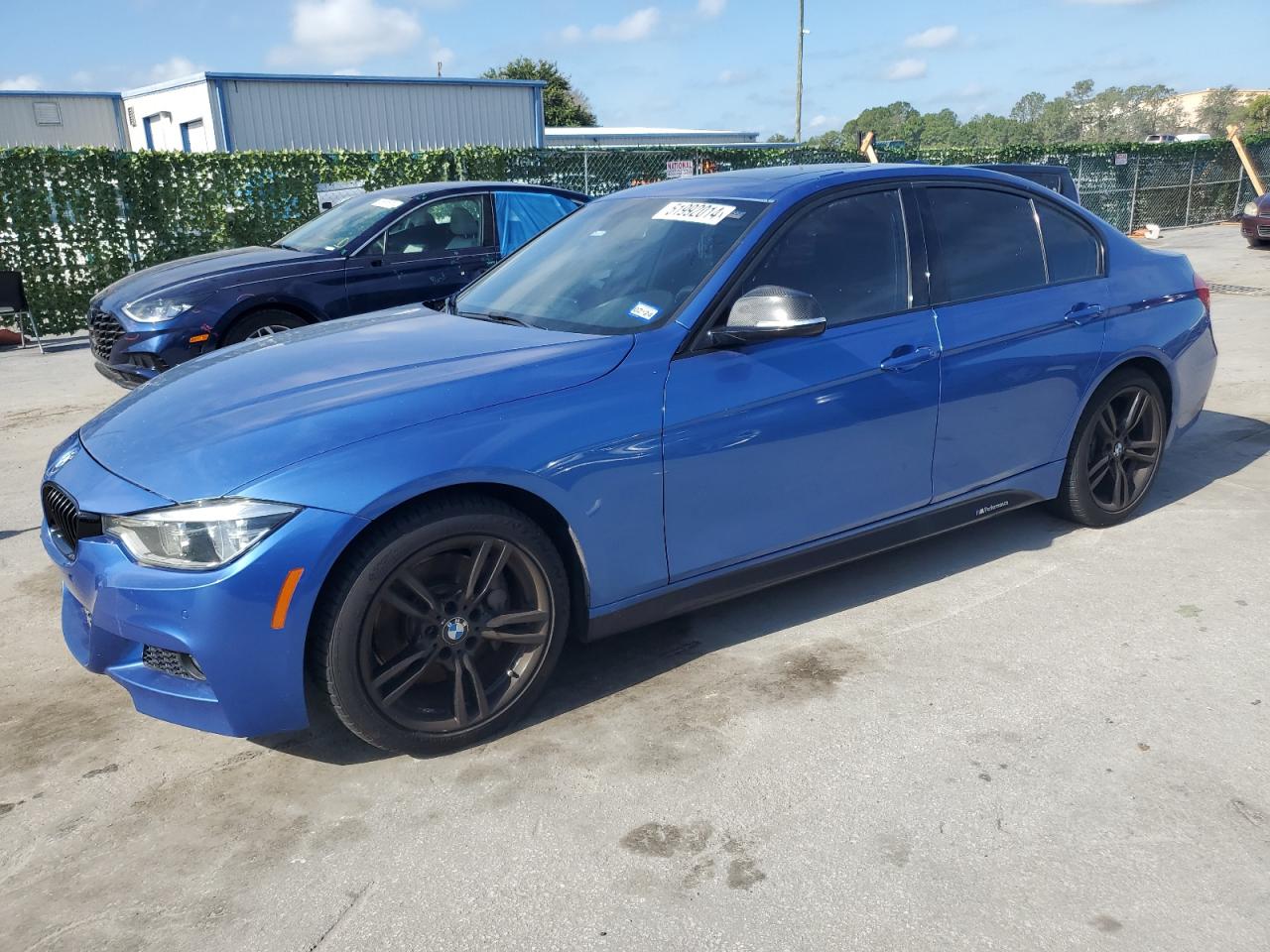 BMW 3ER 2016 wba8e9g52gnt42604