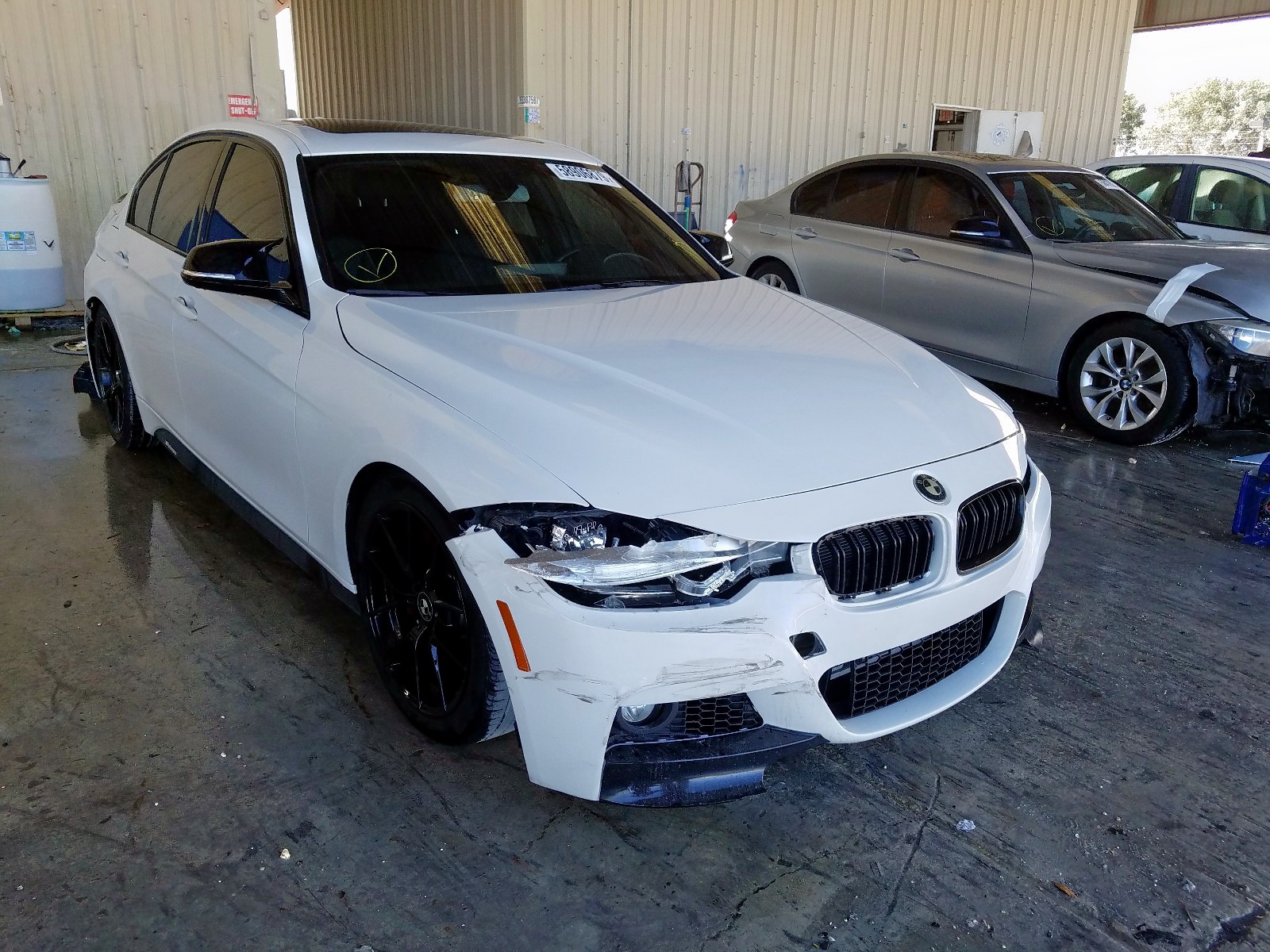 BMW 328 I SULE 2016 wba8e9g54gnt42619