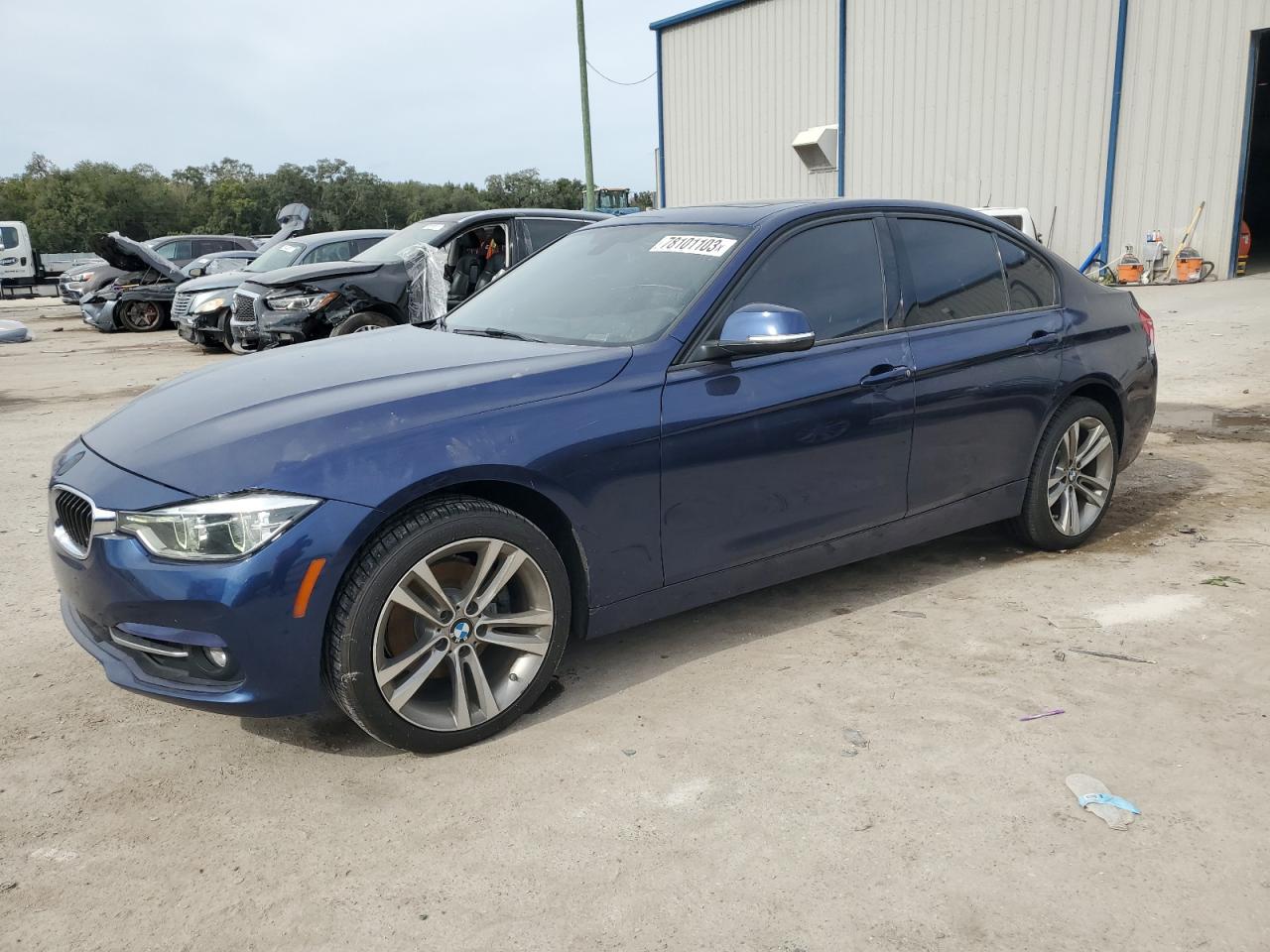 BMW 3ER 2016 wba8e9g58gnt87613