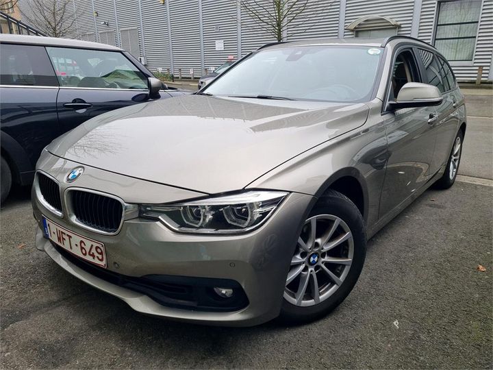 BMW 3 2019 wba8l71020fh05011