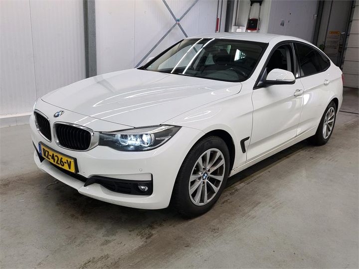 BMW 318 2018 wba8t11060bl02831