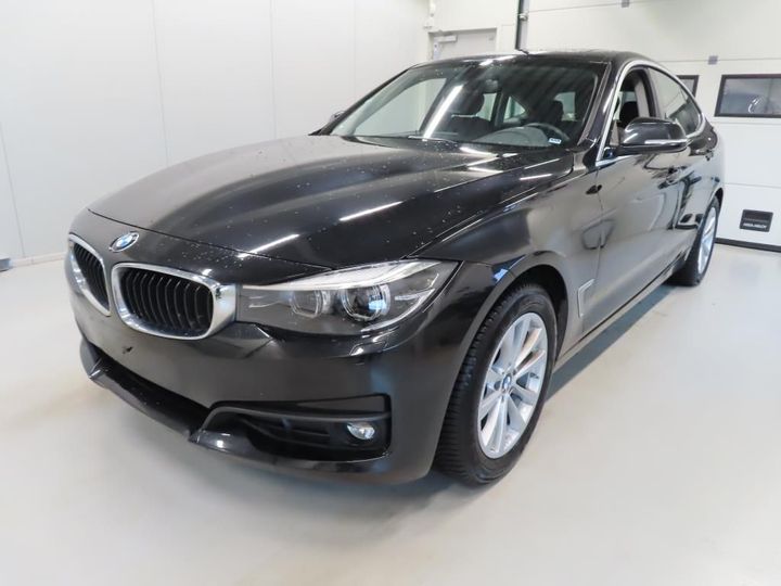 BMW SERIES 3 2018 wba8t3107kgb25761