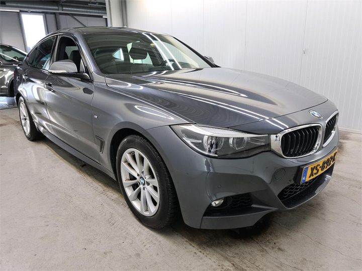 BMW 320 2019 wba8x31070bt20013