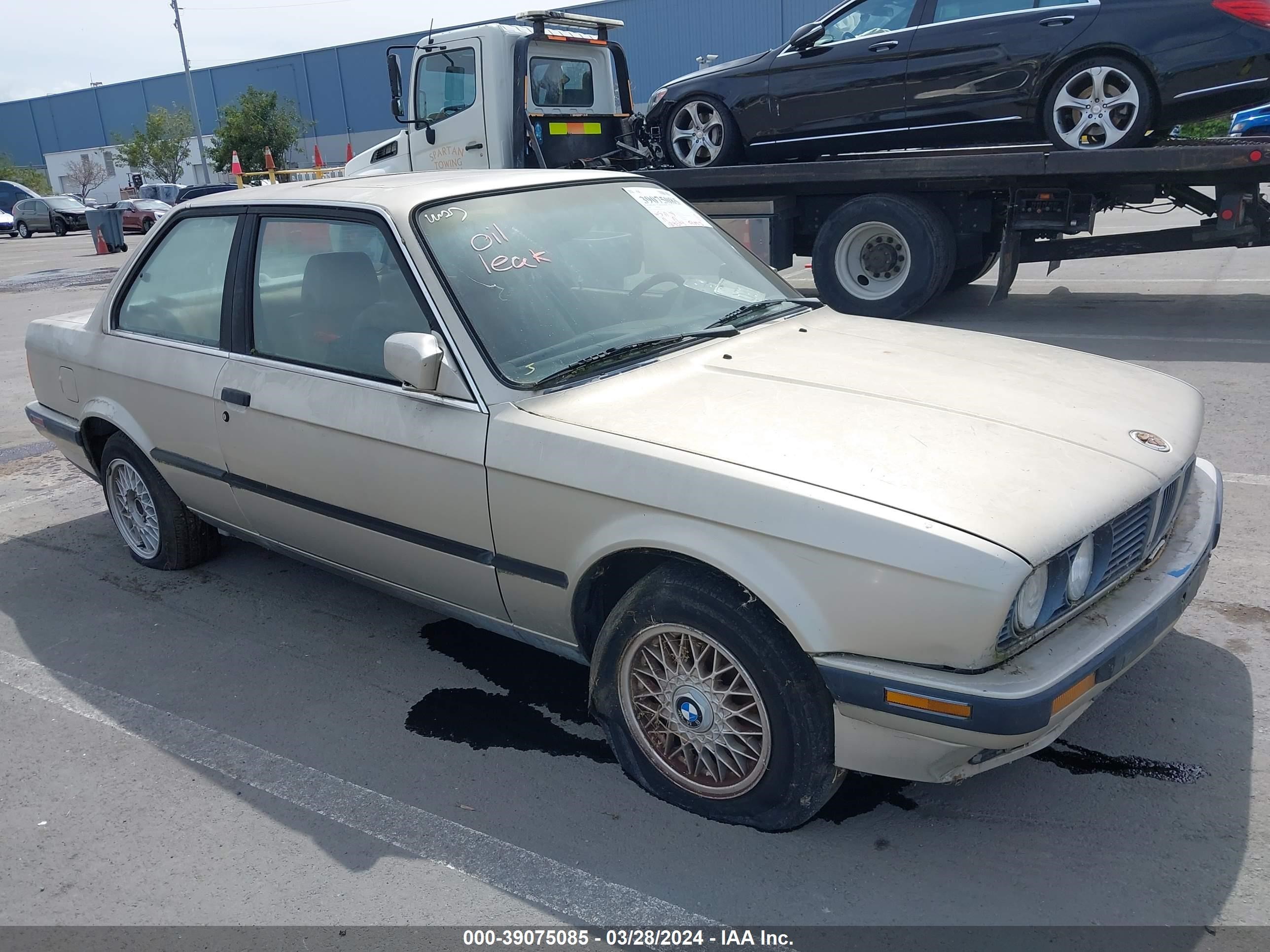 BMW 3ER 1989 wbaaa2307kae71035